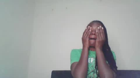 Snapshot of swtebony1 chatting on 02.26.26 ALICIA online show from 02.26.26