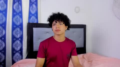 Snapshot of swwet_boy chatting on 01.09.25 swwet_boy online show from 01.09.25