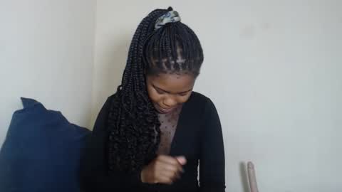 Snapshot of swwetcutepunani chatting on 01.12.26 swwetcutepunani online show from 01.12.26