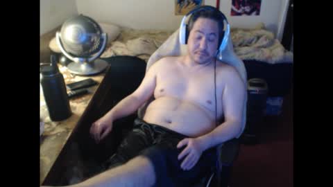 Snapshot of sxykoreandick chatting on 11.21.25 Rick Hard online show from 11.21.25