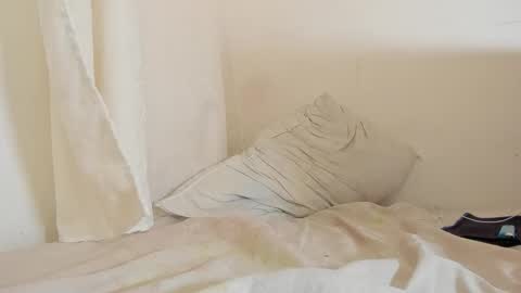 Snapshot of syd_achmed chatting on 10.28.25 Greg online show from 10.28.25