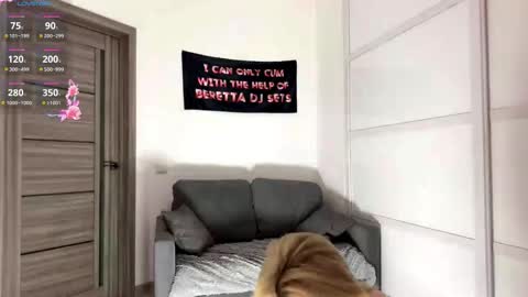 Mona online show from 02.26.26