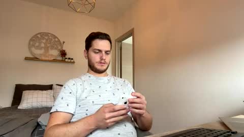 syl092 online show from 04.18.26