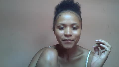 Snapshot of sylvaniah01 chatting on 07.12.26 sylvaniah01 online show from 07.12.26