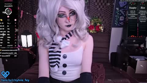 Sylvie online show from 12.22.24