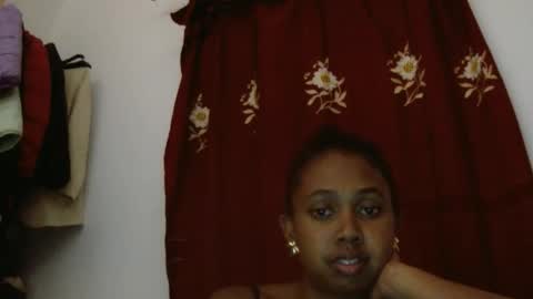 Snapshot of syndiedesiles chatting on 11.06.25 syndiedesiles online show from 11.06.25