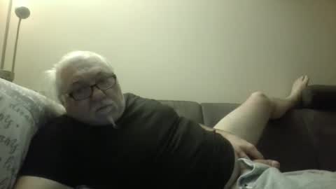 Snapshot of synek65 chatting on 12.20.24 synek65 online show from 12.20.24