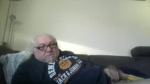 Snapshot of synek65 chatting on 01.03.25 synek65 online show from 01.03.25