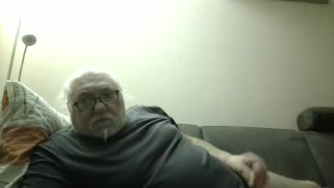 Snapshot of synek65 chatting on 02.12.25 synek65 online show from 02.12.25