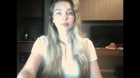 Snapshot of syrami chatting on 02.24.26 syrami online show from 02.24.26