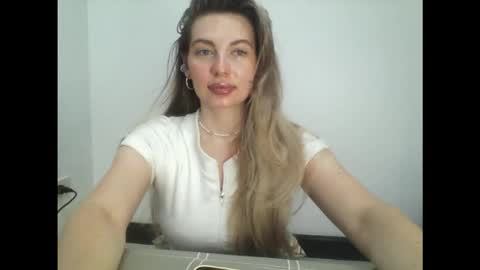 Snapshot of syrami chatting on 02.25.26 syrami online show from 02.25.26