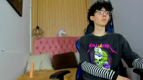 Snapshot of syriussz chatting on 02.08.26 Syriussz online show from 02.08.26