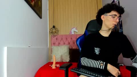 Snapshot of syriussz chatting on 02.13.26 Syriussz online show from 02.13.26