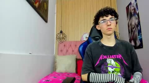 Snapshot of syriussz chatting on 02.19.26 Syriussz online show from 02.19.26