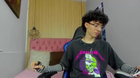 Snapshot of syriussz chatting on 02.27.26 Syriussz online show from 02.27.26