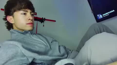 Snapshot of t0n3r chatting on 01.17.26 TONER online show from 01.17.26