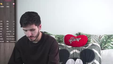 Snapshot of t0ny_wylie chatting on 12.31.24 t0ny_wylie online show from 12.31.24