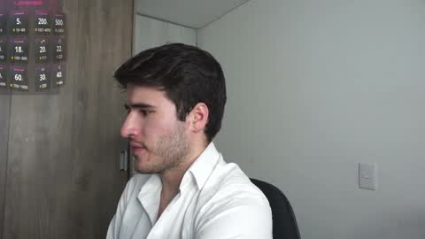 Snapshot of t0ny_wylie chatting on 02.05.25 t0ny_wylie online show from 02.05.25