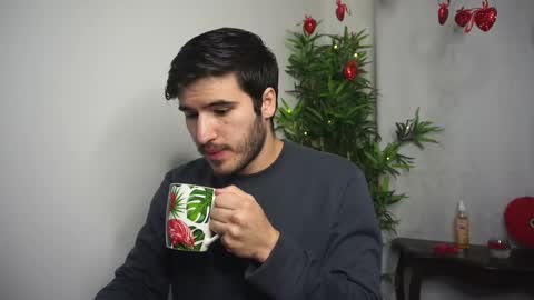 Snapshot of t0ny_wylie chatting on 02.17.25 t0ny_wylie online show from 02.17.25