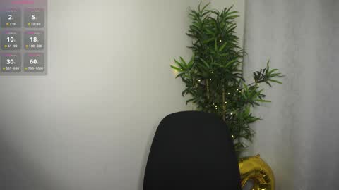 Snapshot of t0ny_wylie chatting on 03.07.25 t0ny_wylie online show from 03.07.25