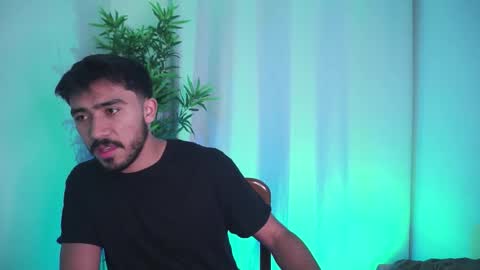 Snapshot of t0ny_wylie chatting on 11.22.25 t0ny_wylie online show from 11.22.25