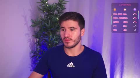 Snapshot of t0ny_wylie chatting on 12.04.25 t0ny_wylie online show from 12.04.25