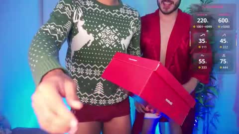 Snapshot of t0ny_wylie chatting on 12.22.25 t0ny_wylie online show from 12.22.25