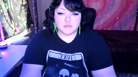 Goddess Flame online show from 01.12.25
