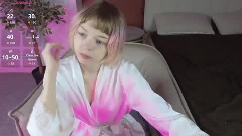 Snapshot of t1nker_bell chatting on 06.01.26 Alice online show from 06.01.26