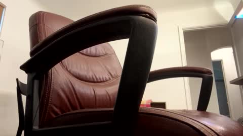 tRex online show from 11.03.25