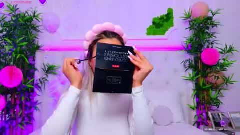 Arianna online show from 09.17.25