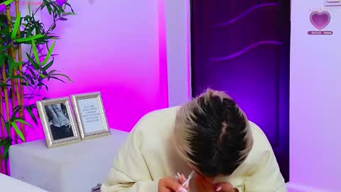 Arianna online show from 09.25.25