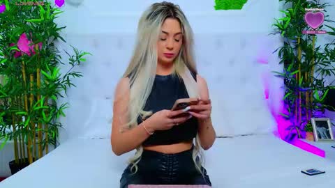 Arianna online show from 10.15.25