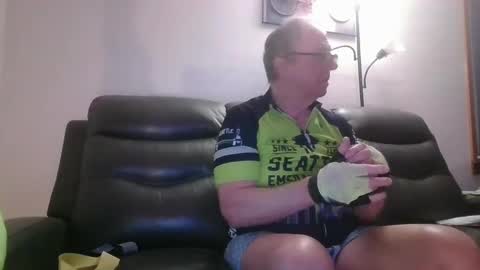 tacrunner66_ online show from 03.11.25