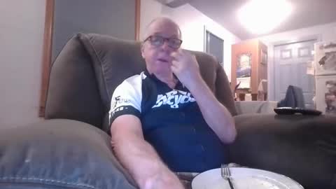 tacrunner66_ online show from 02.08.26