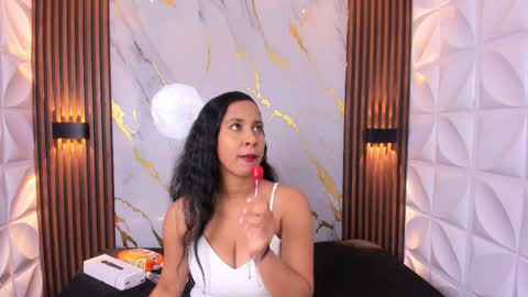 Samantha online show from 10.30.25