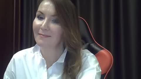 taisialucky77 online show from 11.17.25