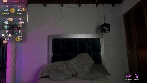 Taissa online show from 12.04.25