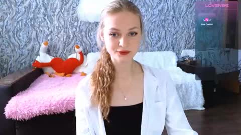 Im Taya  online show from 09.29.25