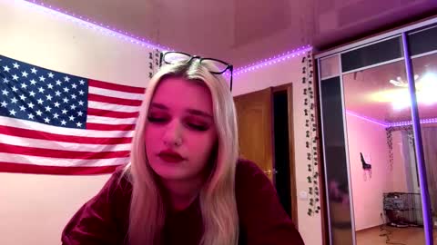 Snapshot of taitebinner chatting on 03.02.26 Mia online show from 03.02.26