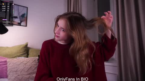 Mia online show from 12.05.25