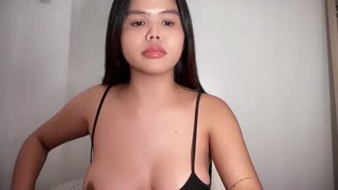 yashie online show from 10.20.25