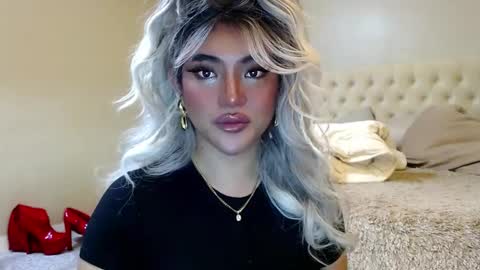 Snapshot of takemeinheaven1 chatting on 01.25.25 Lena online show from 01.25.25