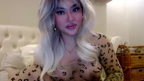 Snapshot of takemeinheaven1 chatting on 02.18.25 Lena online show from 02.18.25