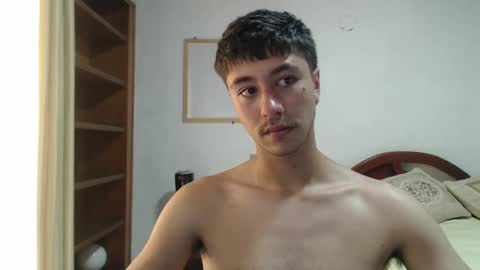 Snapshot of talhi_ chatting on 12.26.24 talhi_ online show from 12.26.24