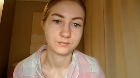  Kira  online show from 02.03.25