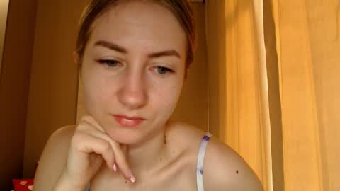  Kira  online show from 02.21.25