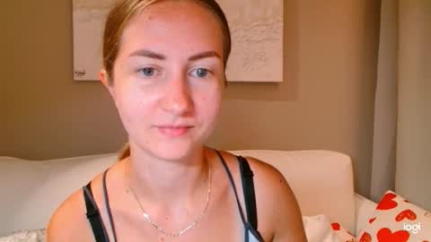  Kira  online show from 10.11.25