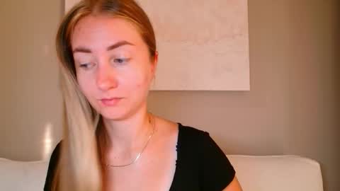  Kira  online show from 10.20.25