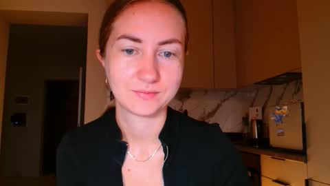  Kira  online show from 10.25.25